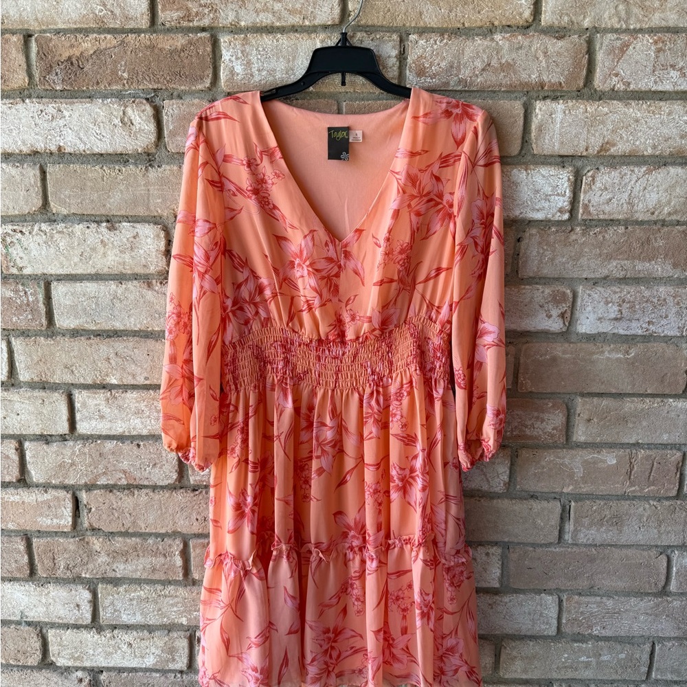 Taylor Dress - Picture 3 of 6